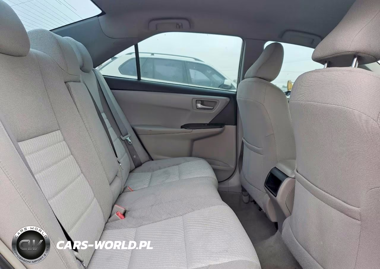 2015 Toyota Camry Le VIN:4T1BF1FK0FU967159 - 10