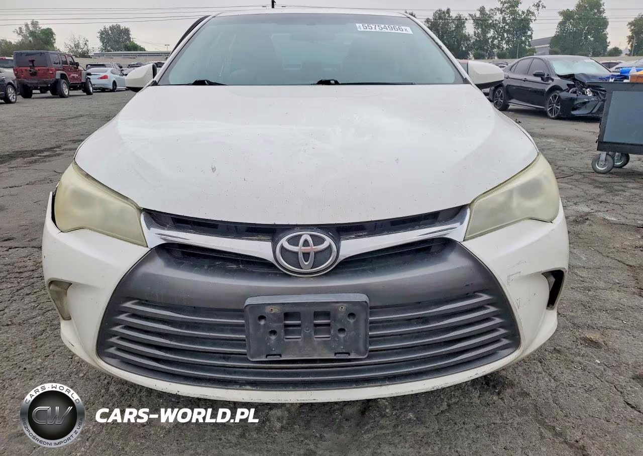 2015 Toyota Camry Le VIN:4T1BF1FK0FU967159 - 5