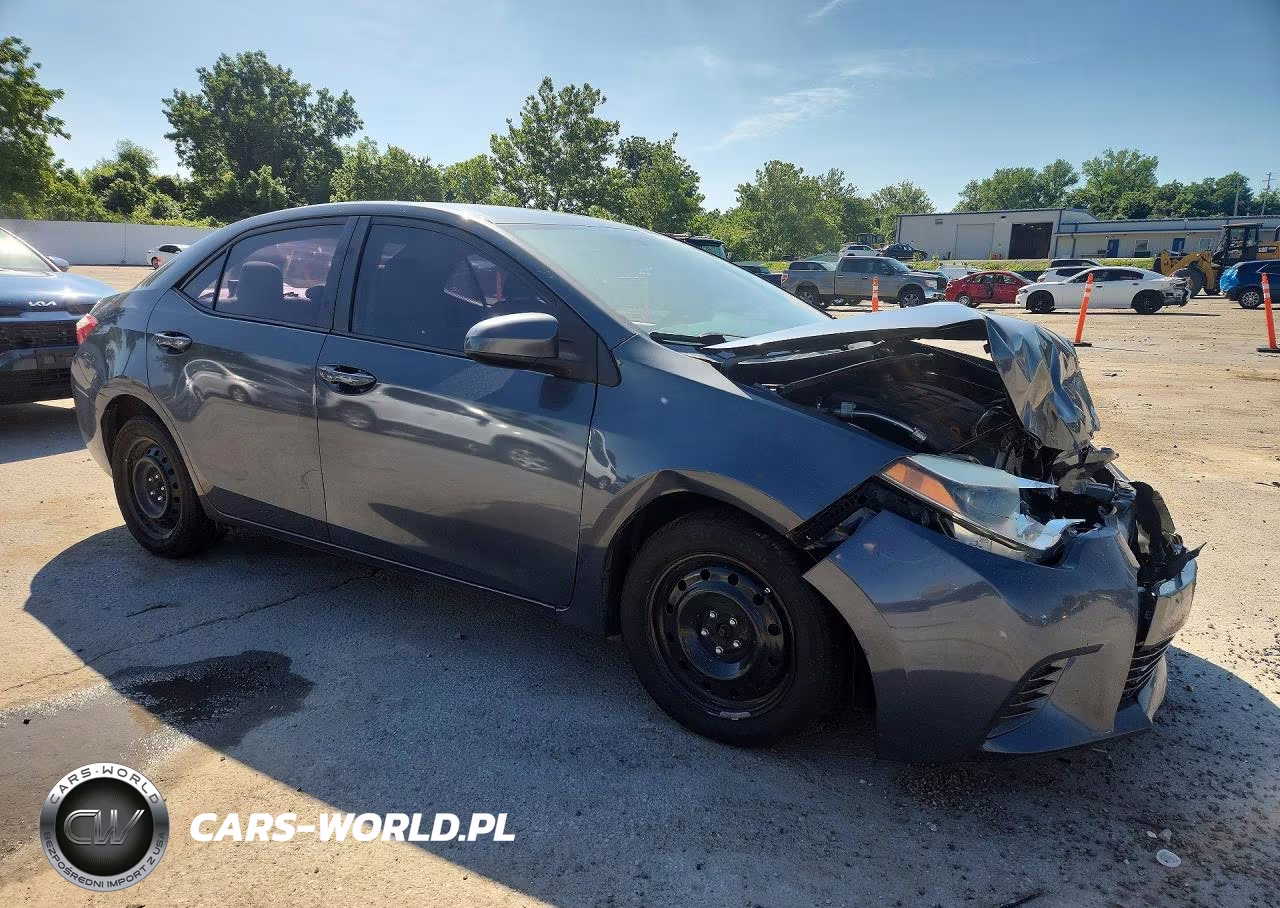 2015 Toyota Corolla Le VIN:5YFBURHE9FP299262 - 4