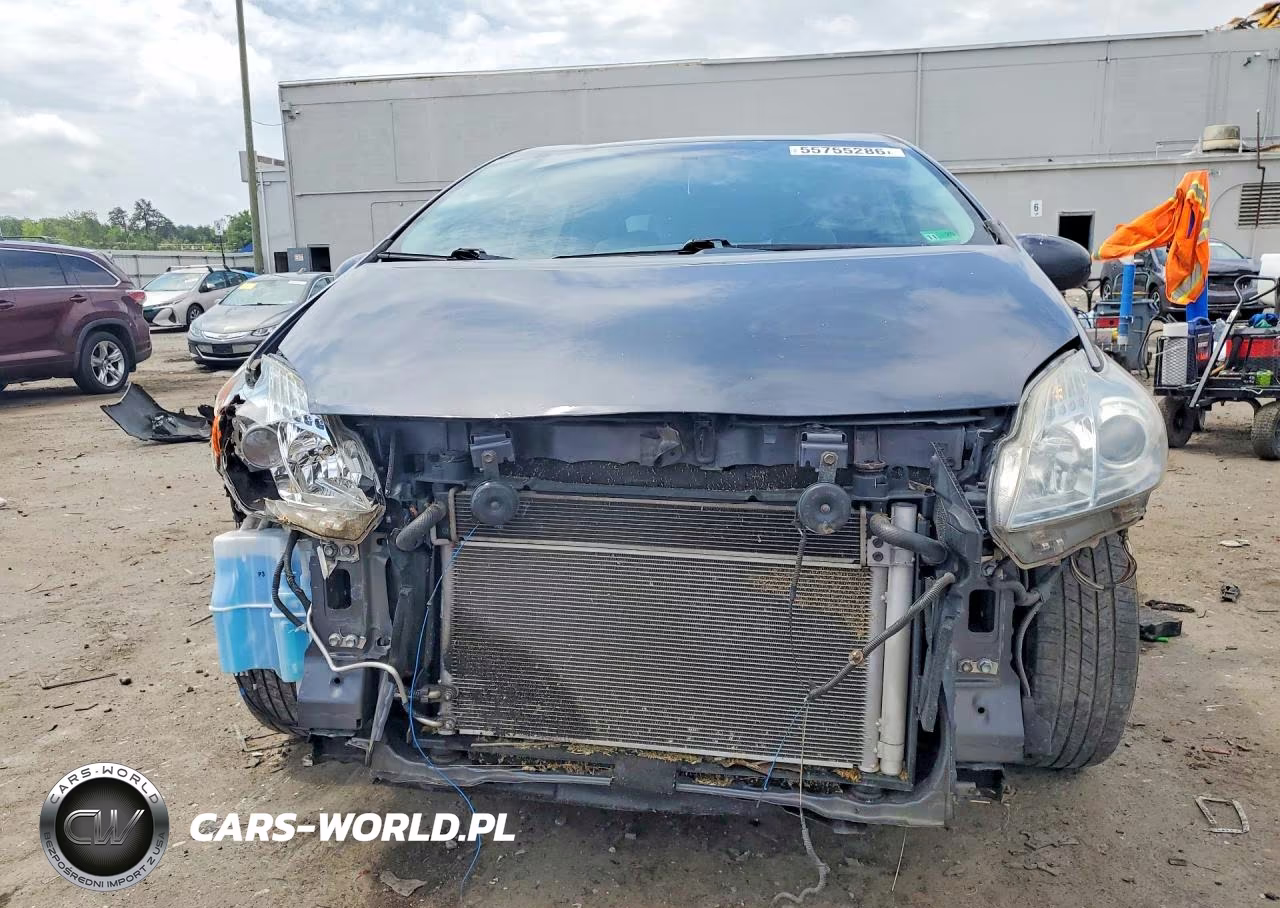 2011 Toyota Prius Three VIN:JTDKN3DU8B1409854 - 5