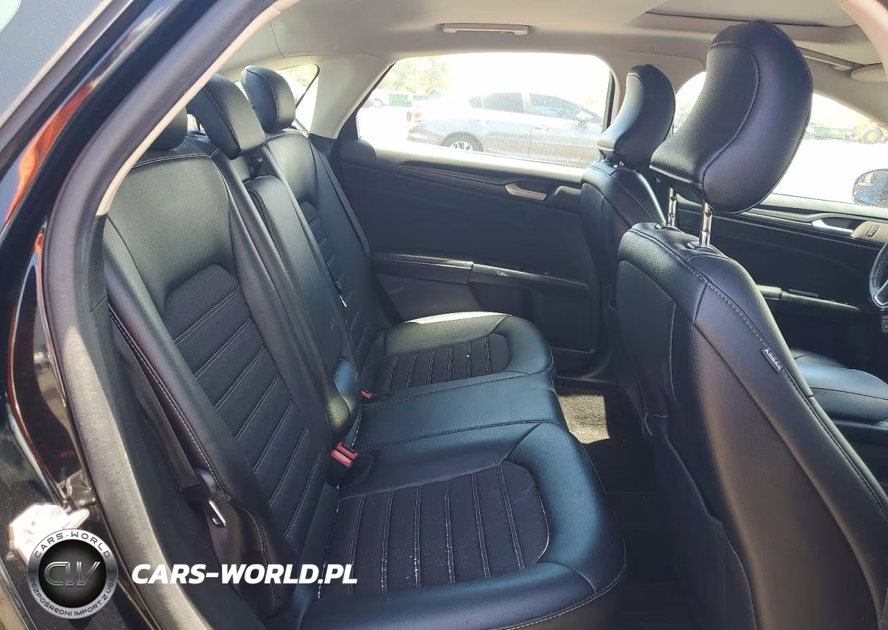 2018 Ford Fusion Se VIN:3FA6P0HD2JR276149 - 10