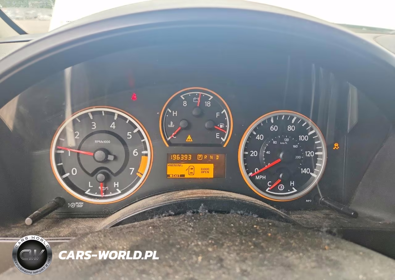 2015 Nissan Titan Sv VIN:1N6BA0ED0FN507135 - 9