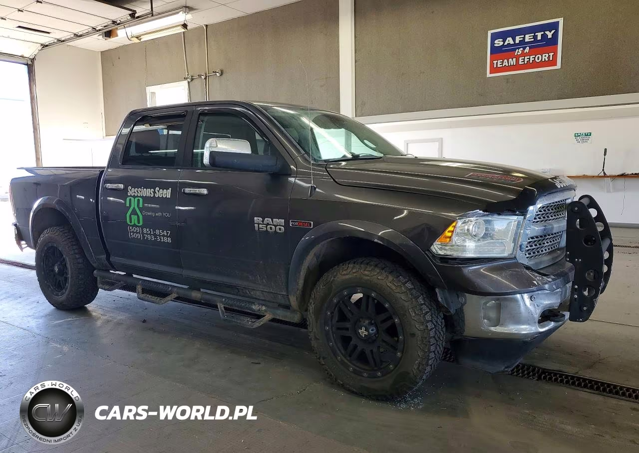 2015 Ram 1500 Laramie VIN:1C6RR7NMXFS687770 - 4