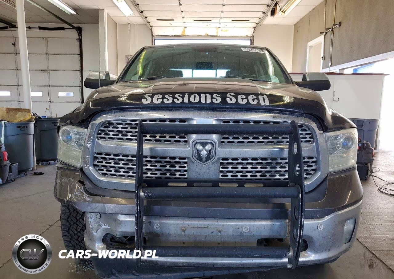 2015 Ram 1500 Laramie VIN:1C6RR7NMXFS687770 - 5