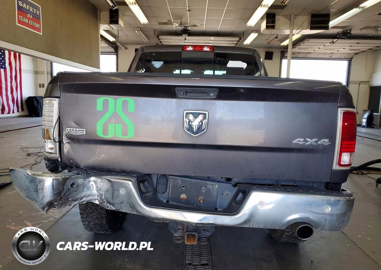 2015 Ram 1500 Laramie VIN:1C6RR7NMXFS687770 - 6