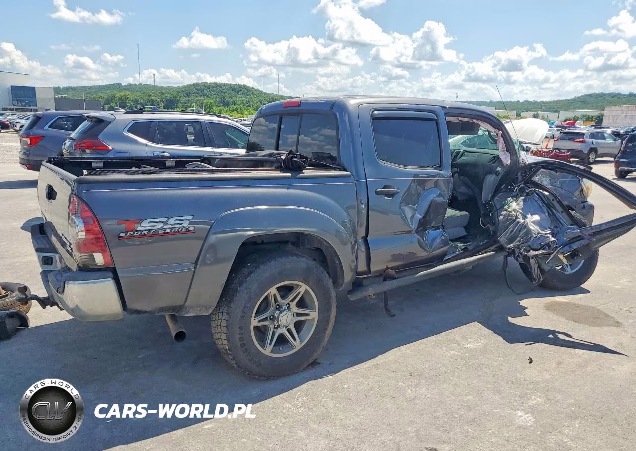 2013 Toyota Tacoma Double Cab VIN:5TFJX4GN7DX018467 - 3
