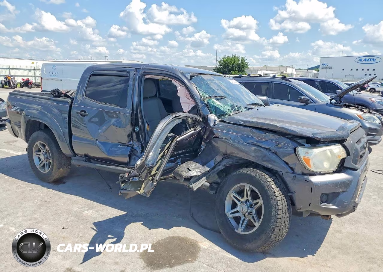 2013 Toyota Tacoma Double Cab VIN:5TFJX4GN7DX018467 - 4