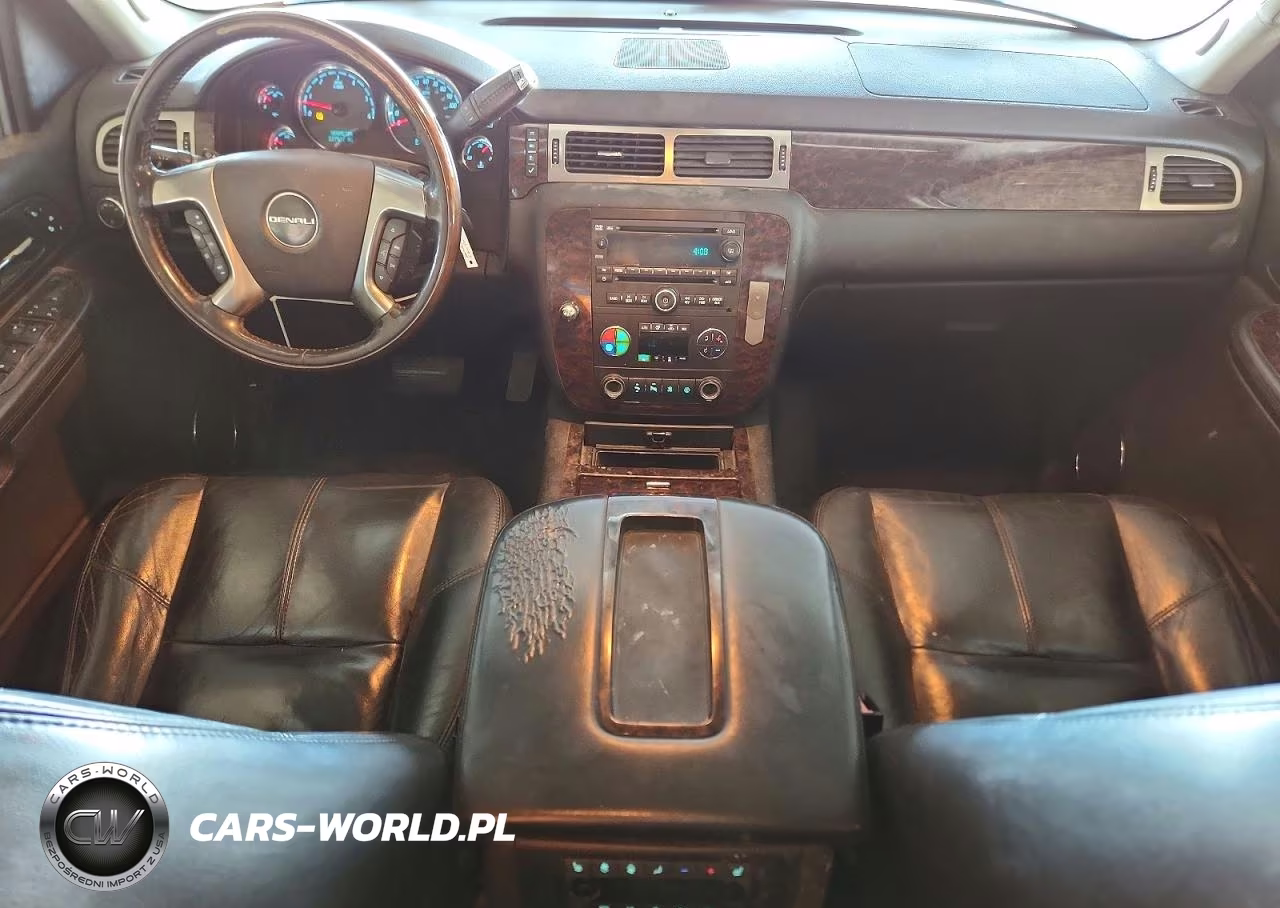 2007 GMC Yukon Denali VIN:1GKFK63887J306994 - 8