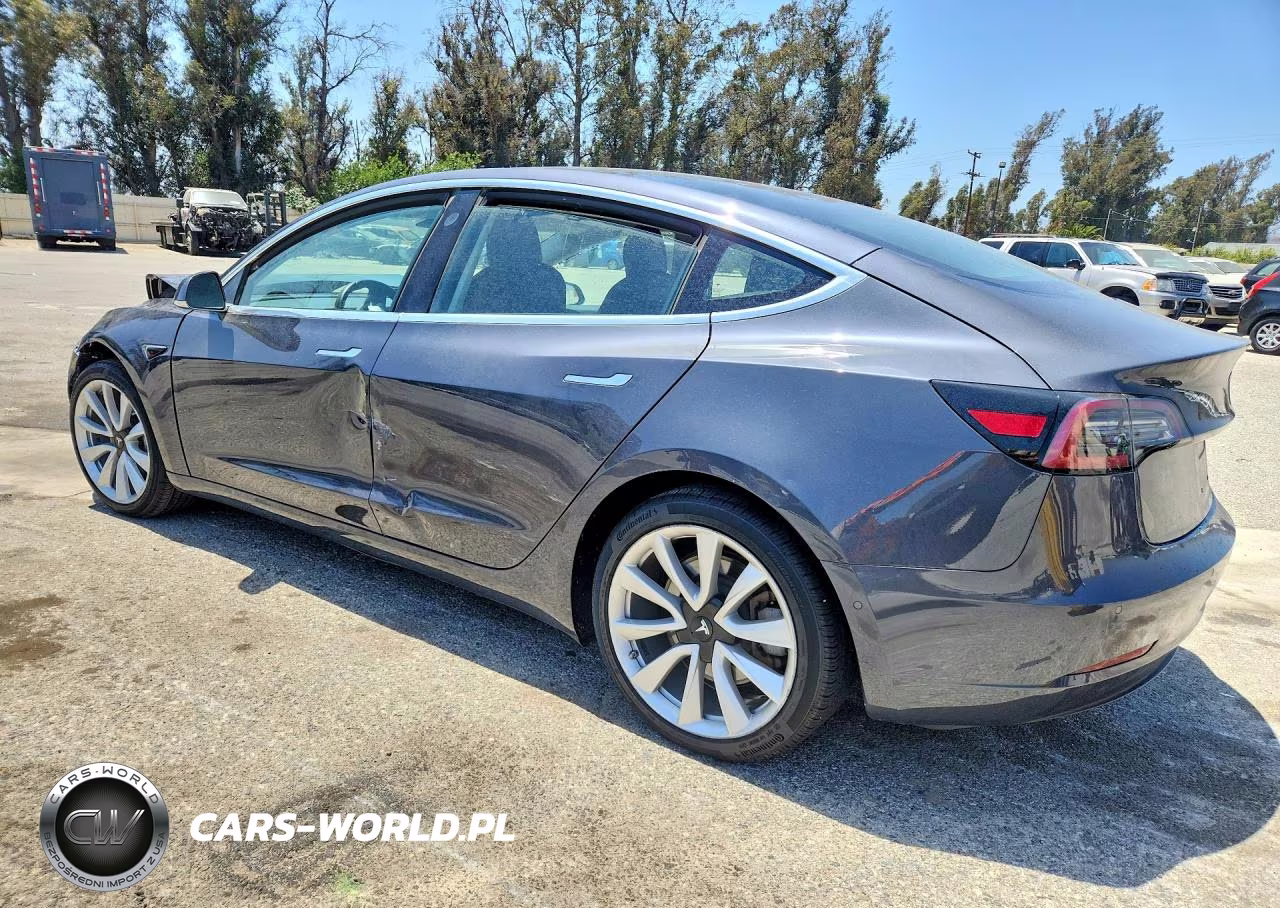 2018 Tesla Model 3 VIN:5YJ3E1EA3JF052750 - 2