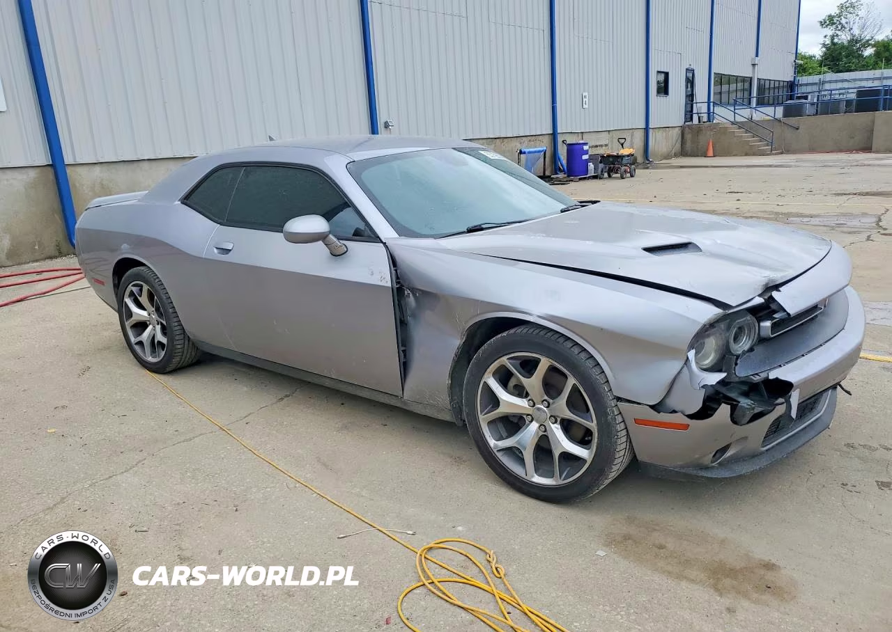 2015 Dodge Challenger Sxt Plus VIN:2C3CDZBG2FH728251 - 4