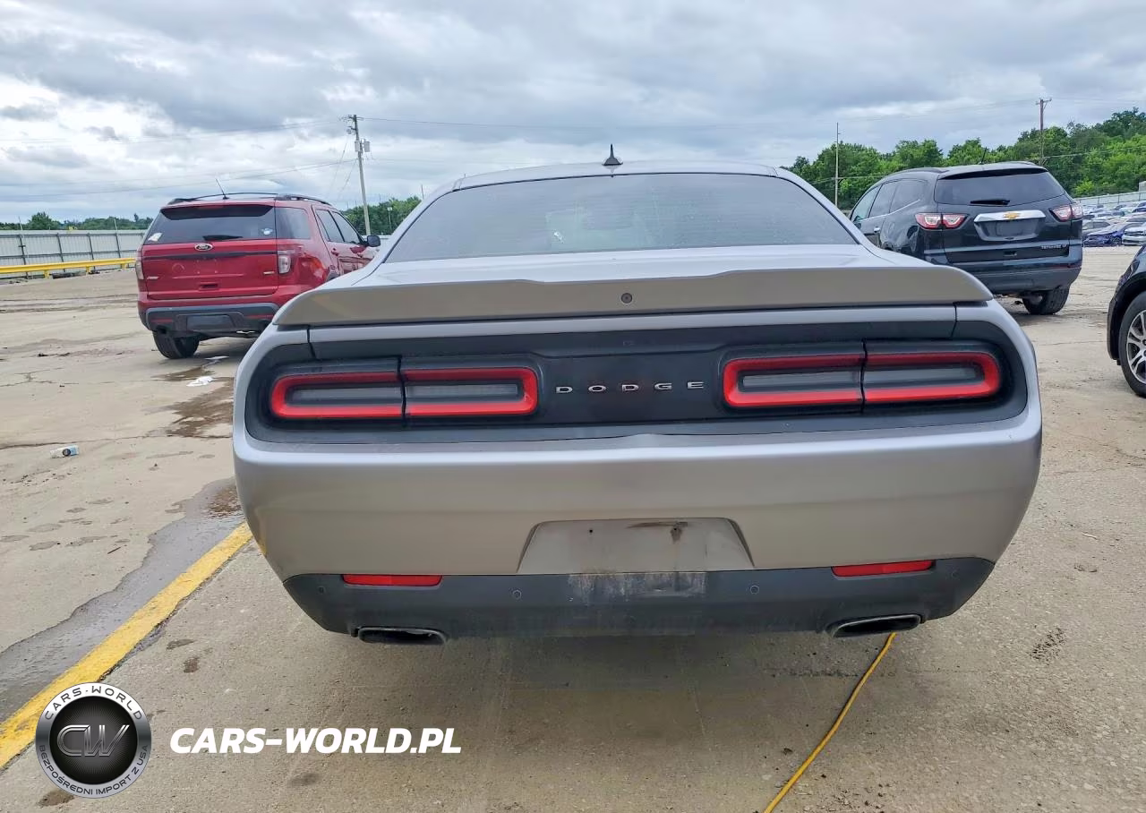 2015 Dodge Challenger Sxt Plus VIN:2C3CDZBG2FH728251 - 6