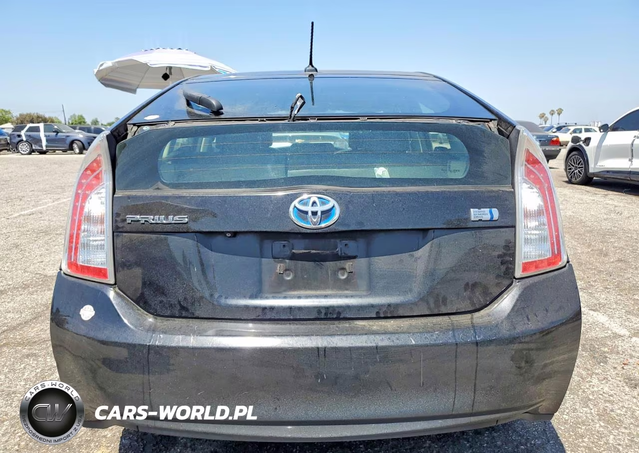 2014 Toyota Prius Four VIN:JTDKN3DU2E1739672 - 6
