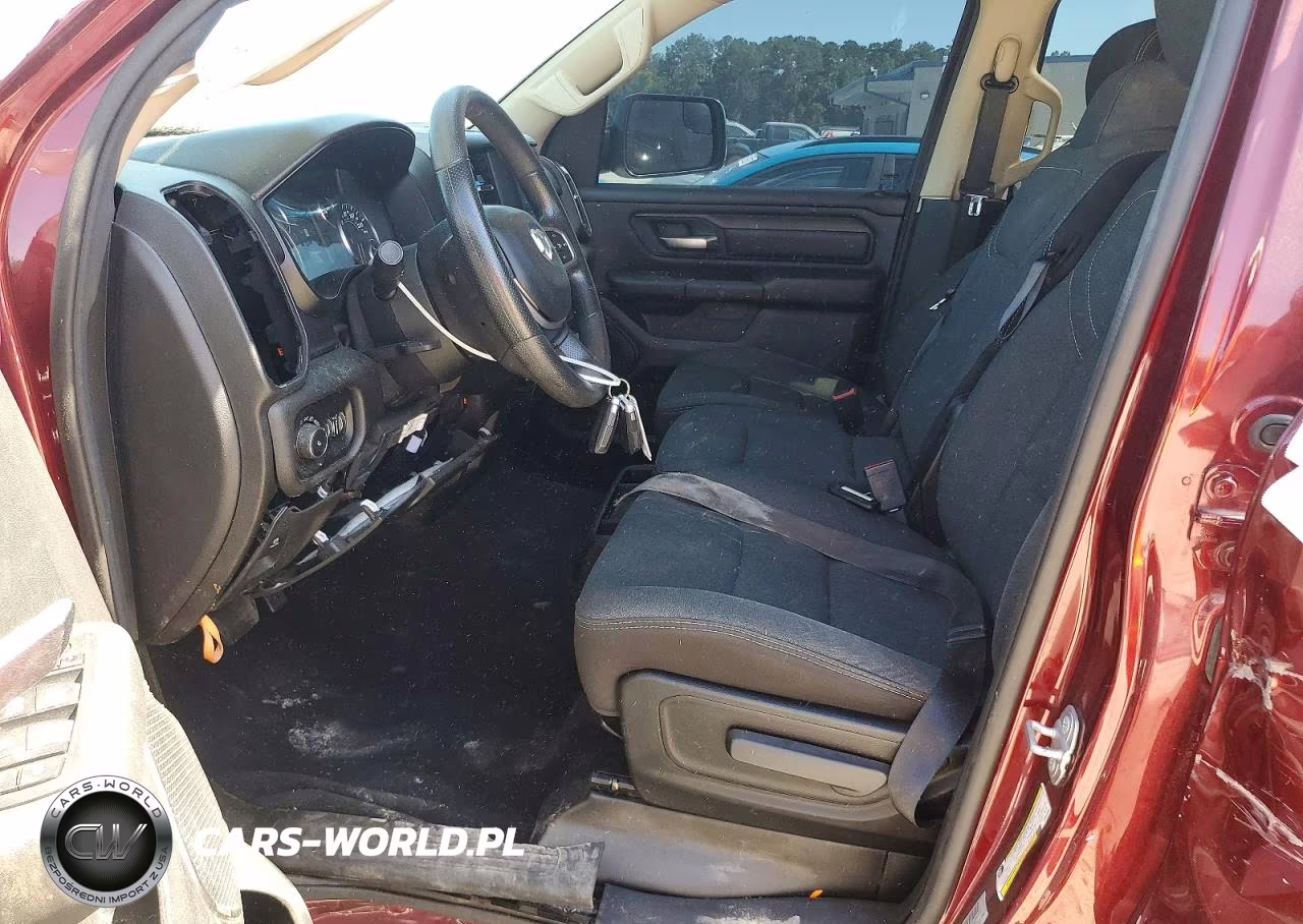 2019 Ram 1500 Tradesman VIN:1C6SRFGT5KN618087 - 7