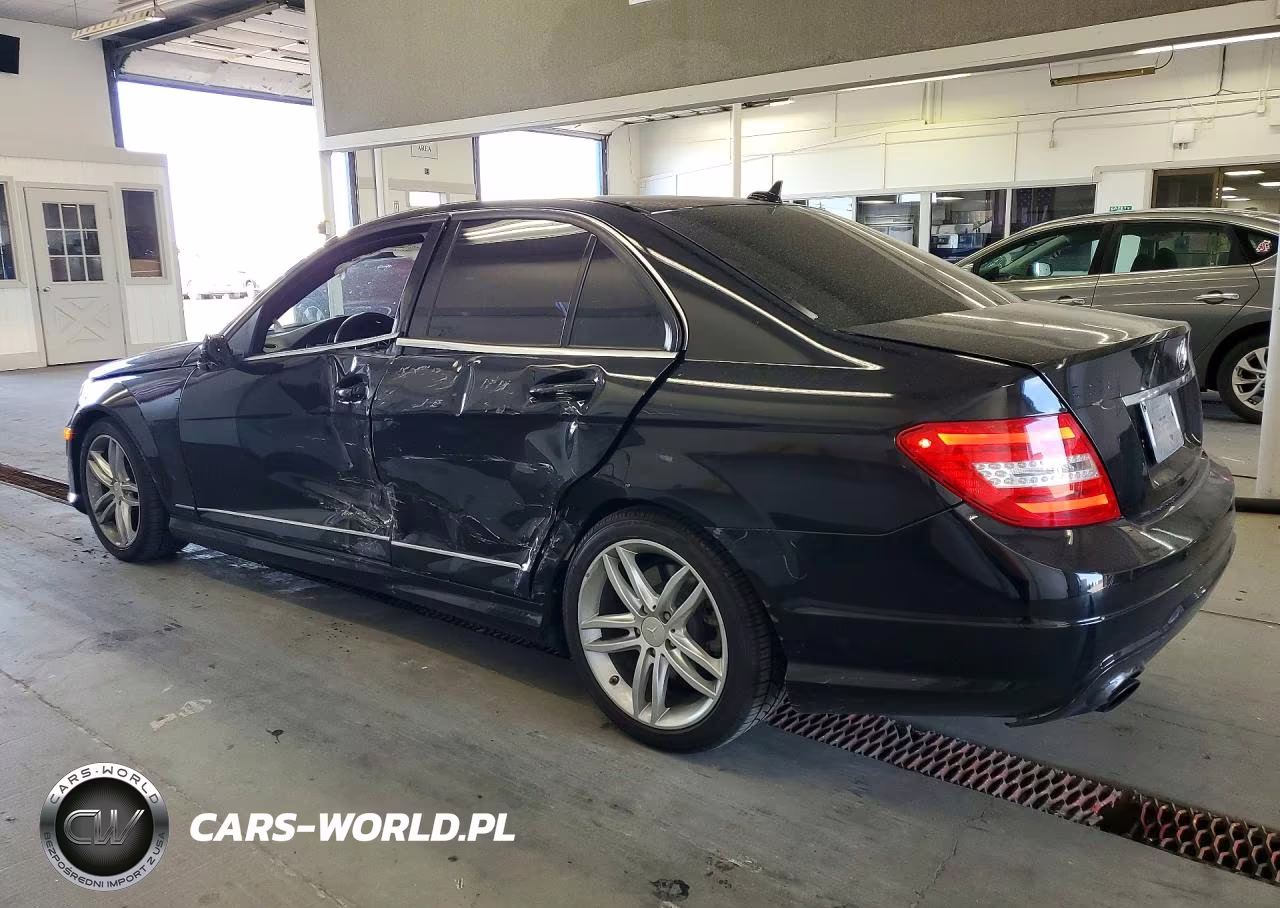2013 Mercedes-Benz C 250 VIN:WDDGF4HB9DA774683 - 2