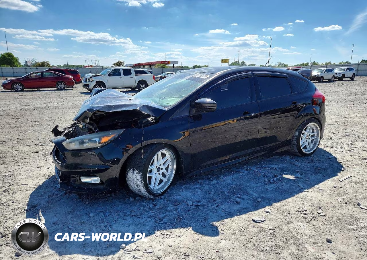 2017 Ford Focus St – zdjęcie 1 z 12