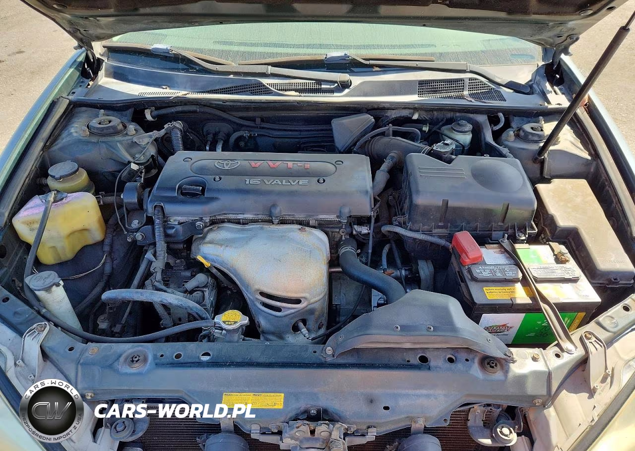 2002 Toyota Camry Le VIN:JTDBE32K720021568 - 11