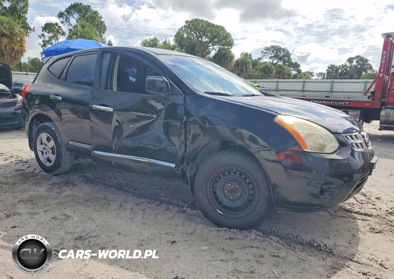 2013 Nissan Rogue S VIN:JN8AS5MT4DW505613 - 4