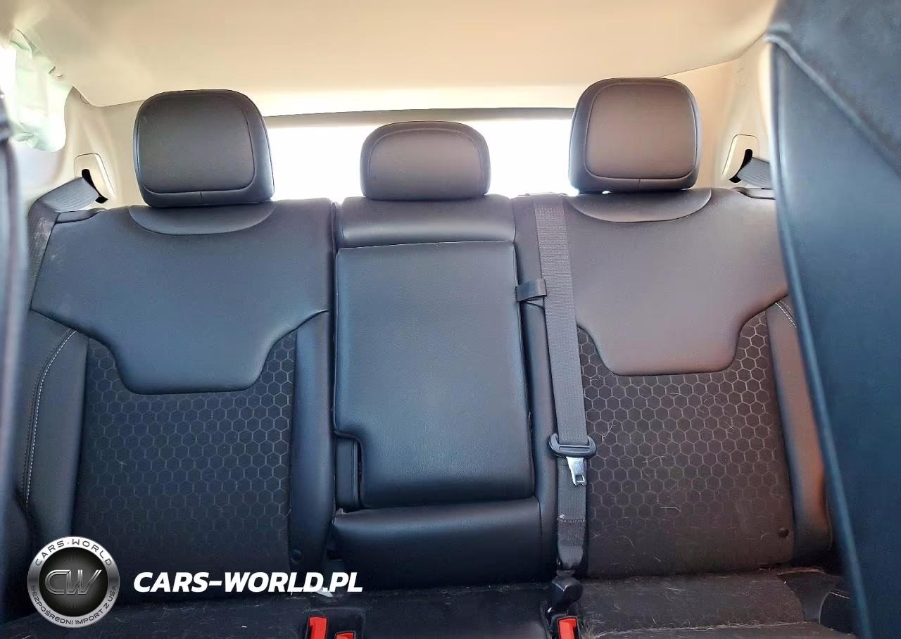 2021 Jeep Compass Latitude VIN:3C4NJDBB1MT576441 - 10