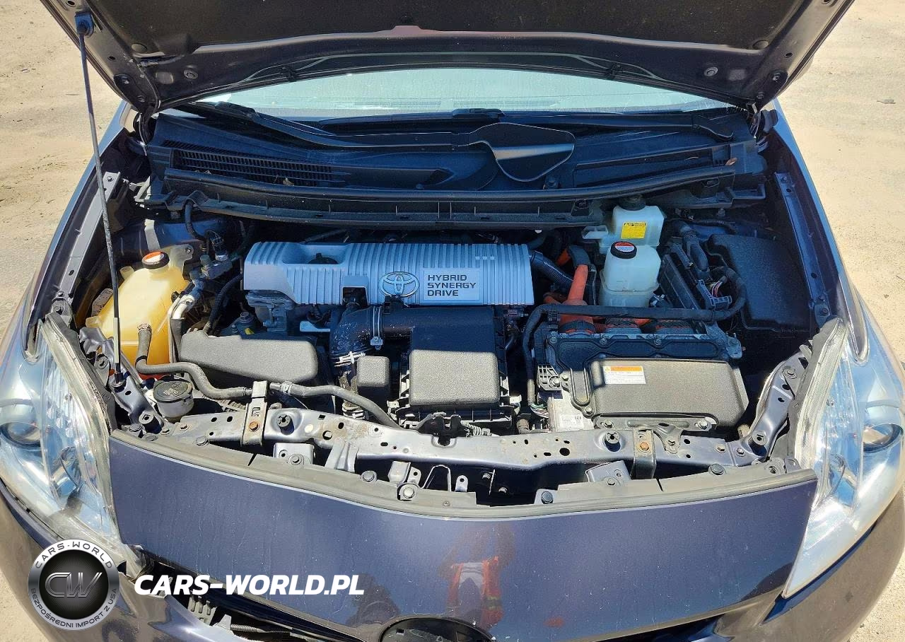 2014 Toyota Prius Three VIN:JTDKN3DU8E0372699 - 11