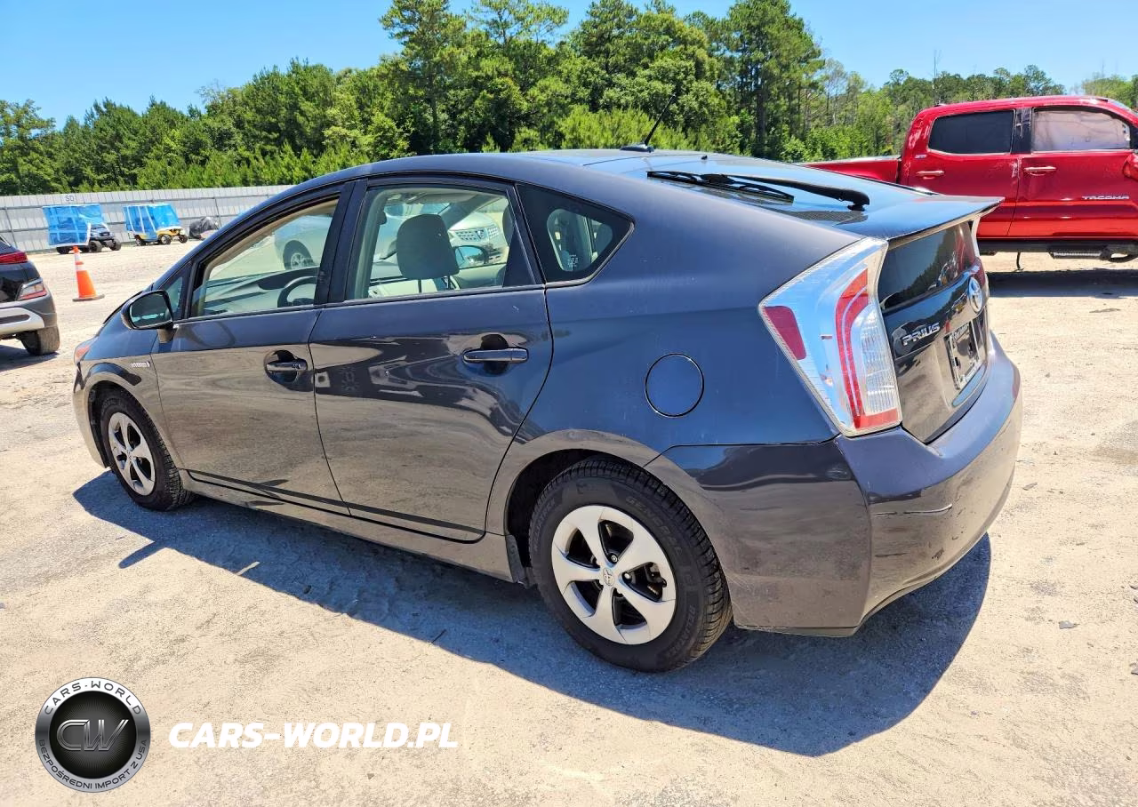 2014 Toyota Prius Three VIN:JTDKN3DU8E0372699 - 2