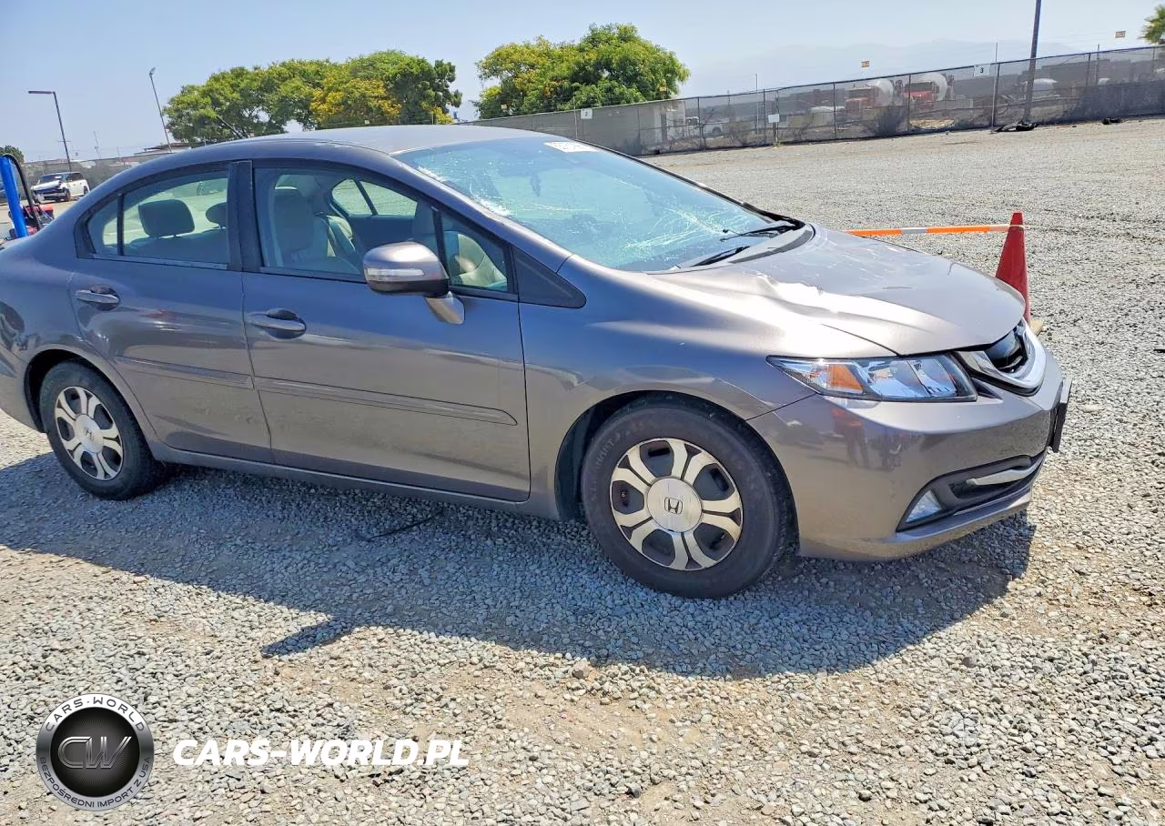 2013 Honda Civic Hybrid L VIN:19XFB4F3XDE203908 - 4