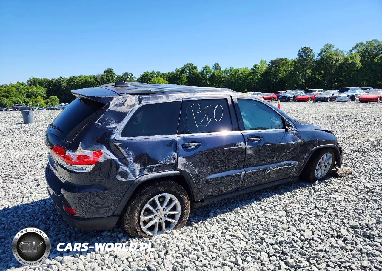 2016 Jeep Grand Cherokee Laredo VIN:1C4RJEAG0GC382584 - 3