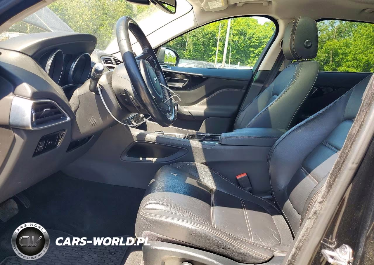 2017 Jaguar F-Pace Prestige VIN:SADCK2BN6HA089997 - 7