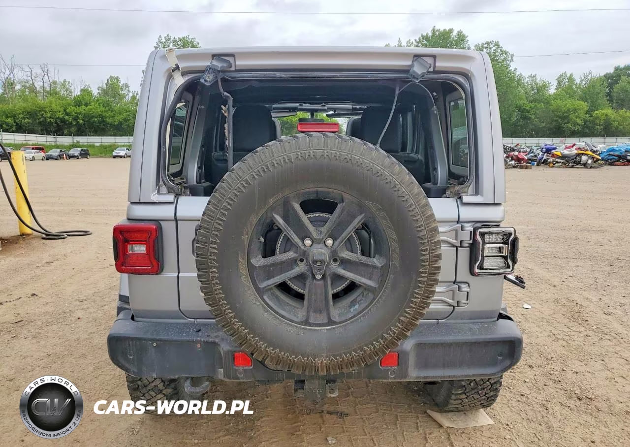2020 Jeep Wrangler Unlimited Sahara VIN:1C4HJXEG9LW261417 - 6
