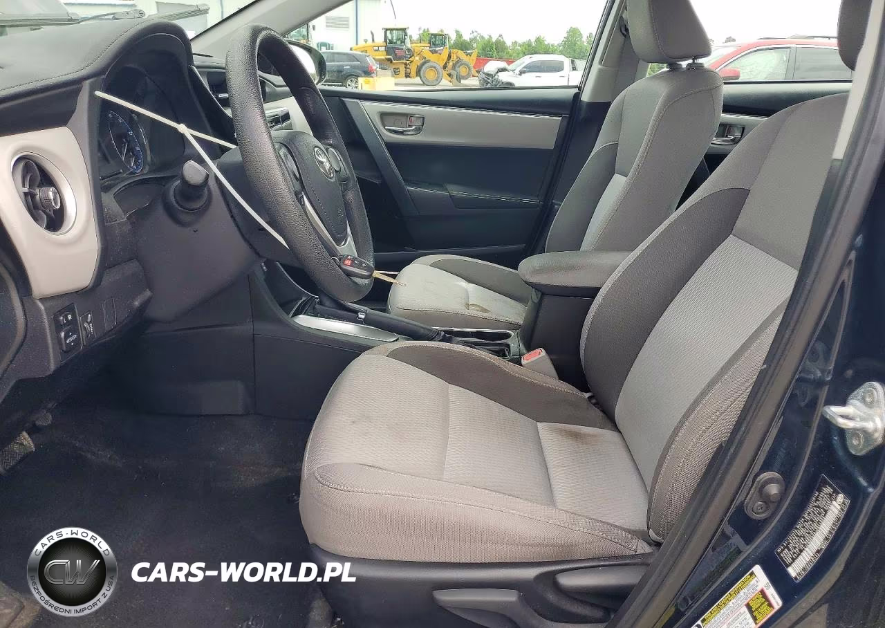 2018 Toyota Corolla Le VIN:5YFBURHE6JP849963 - 7