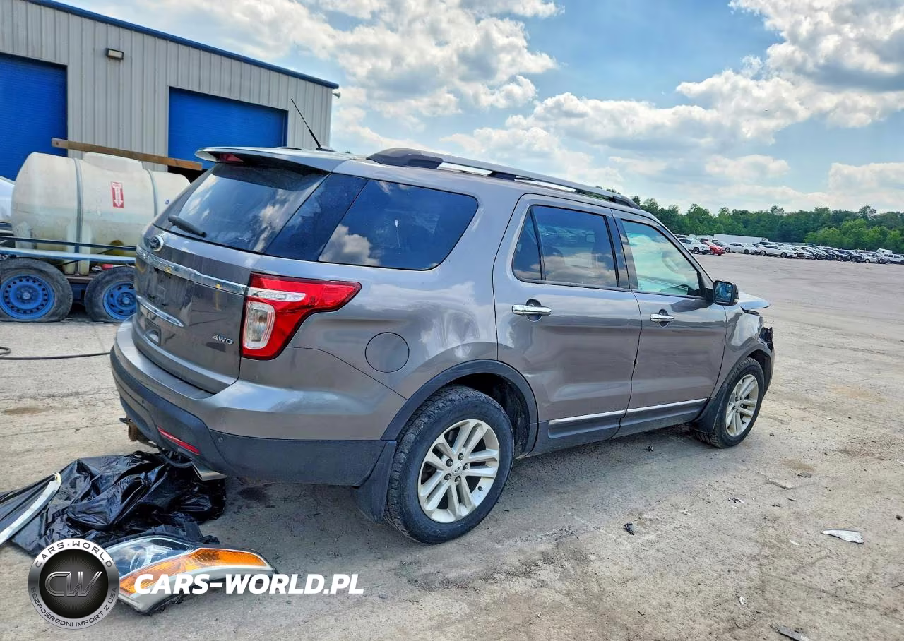 2012 Ford Explorer Xlt VIN:1FMHK8D81CGB00109 - 3
