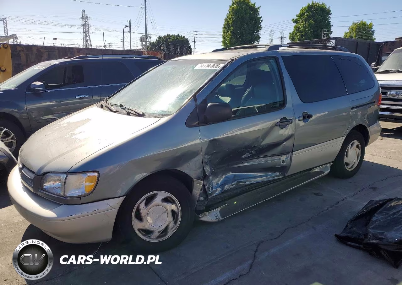 2000 Toyota Sienna Xle