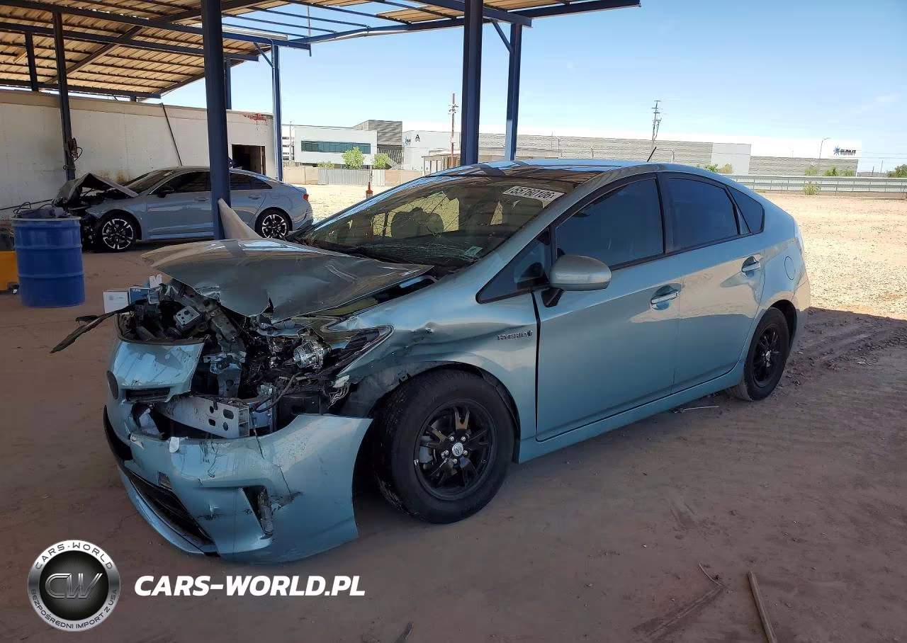 2015 Toyota Prius Three – zdjęcie 1 z 12