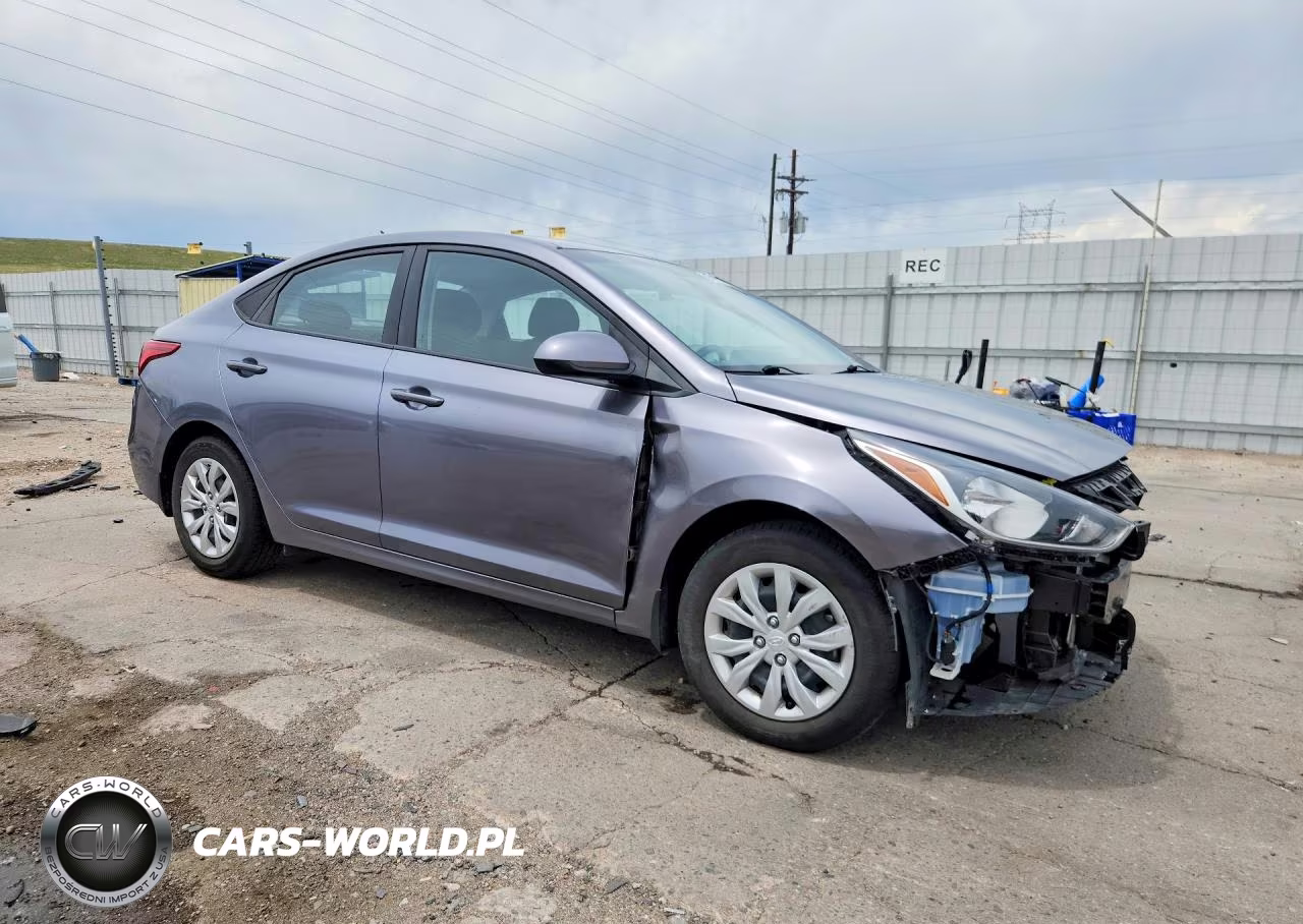 2018 Hyundai Accent Se VIN:3KPC24A33JE022834 - 4