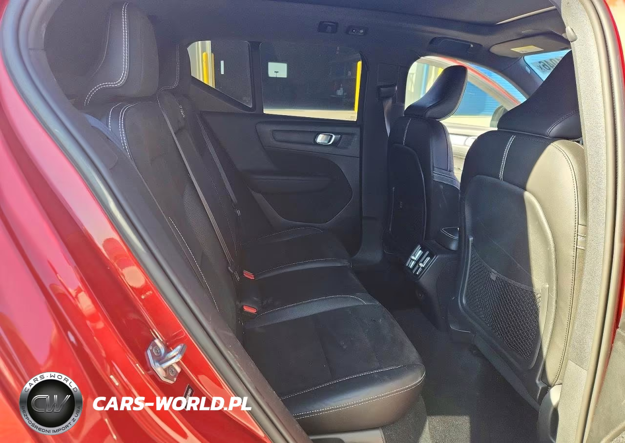 2019 Volvo Xc40 T5 R-Design VIN:YV4162UM2K2048633 - 11