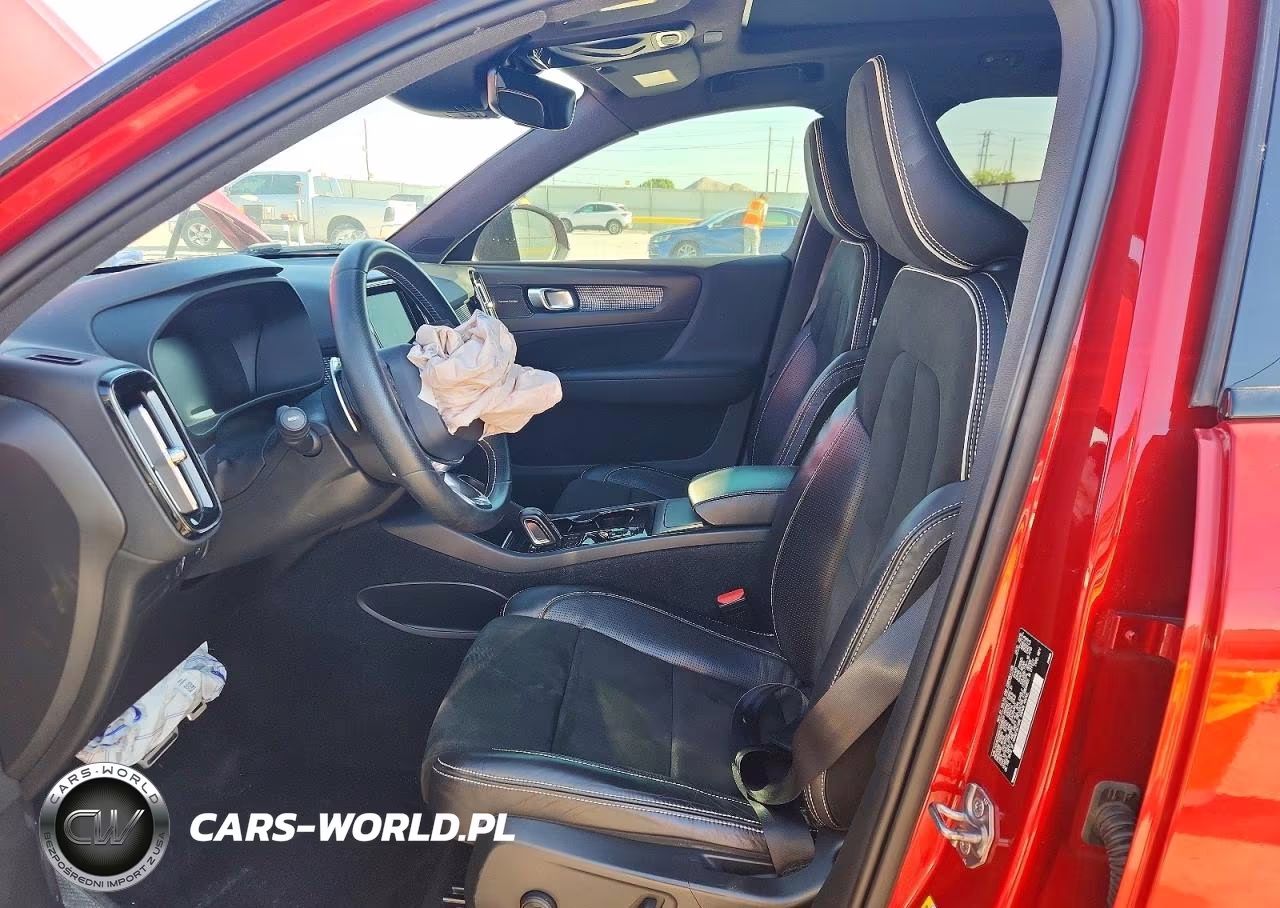 2019 Volvo Xc40 T5 R-Design VIN:YV4162UM2K2048633 - 7