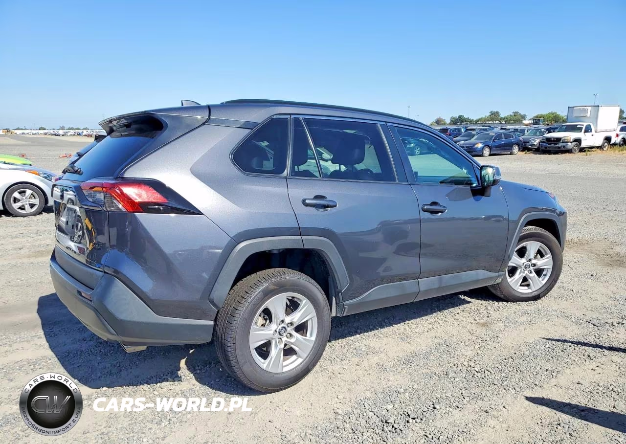 2020 Toyota Rav4 Xle VIN:2T3W1RFV7LW083652 - 3