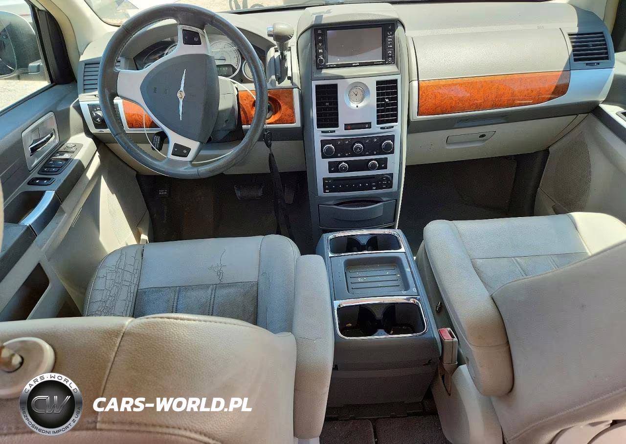 2008 Chrysler Town & Country Touring VIN:2A8HR54P48R757362 - 8