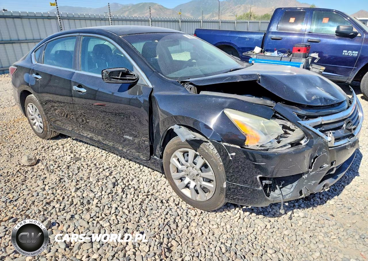 2015 Nissan Altima 2.5 S VIN:1N4AL3AP5FN893938 - 4