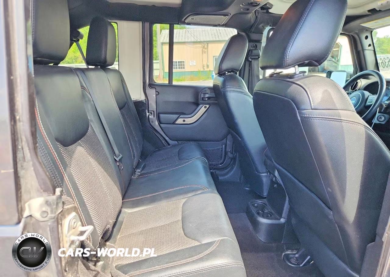 2016 Jeep Wrangler Unlimited Sahara VIN:1C4BJWEG6GL348831 - 10