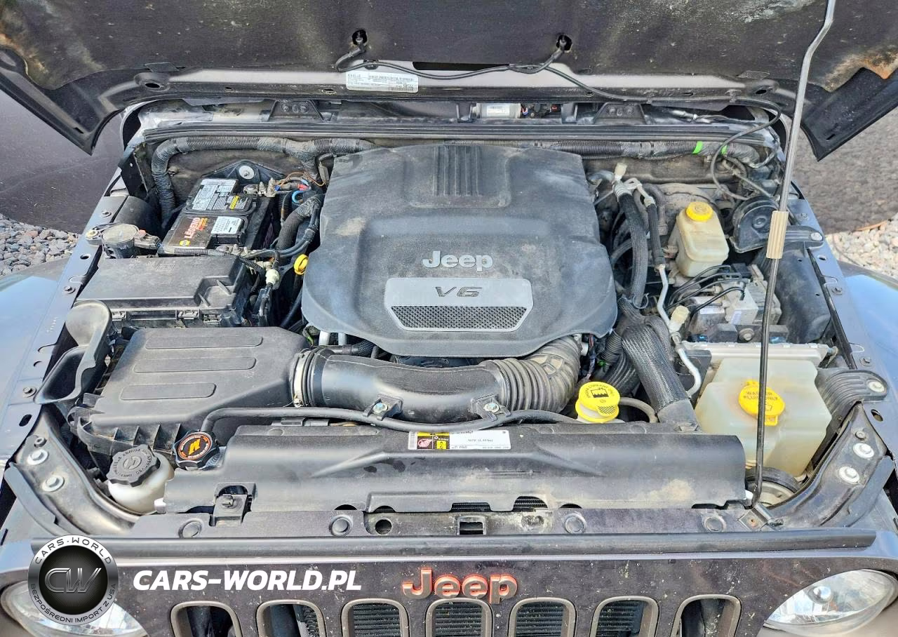 2016 Jeep Wrangler Unlimited Sahara VIN:1C4BJWEG6GL348831 - 11