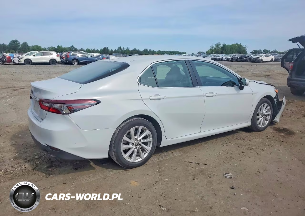 2023 Toyota Camry Le VIN:4T1R11AK5PU143387 - 3