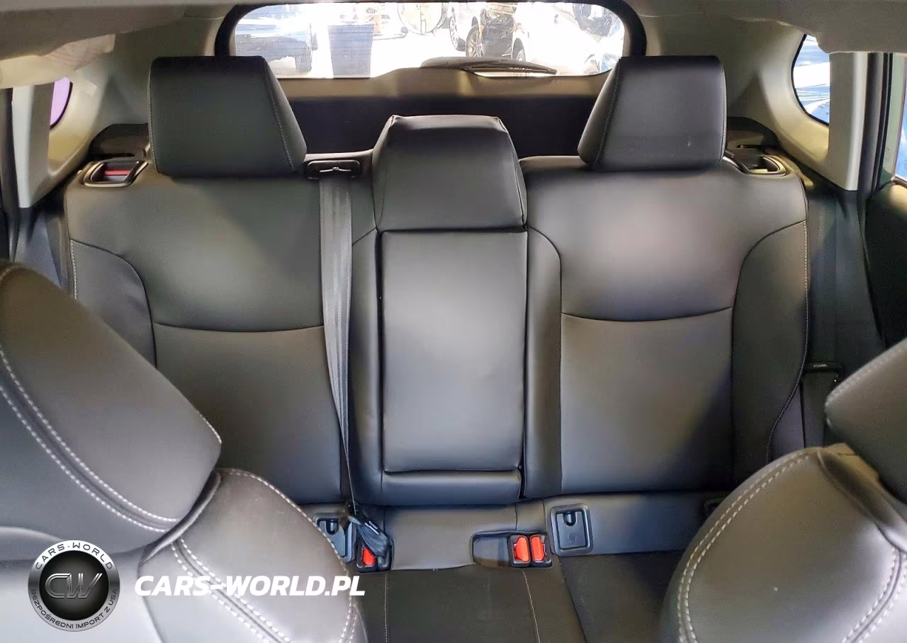 2025 Toyota Corolla Cross Xle VIN:7MUDAABG0SV122300 - 10