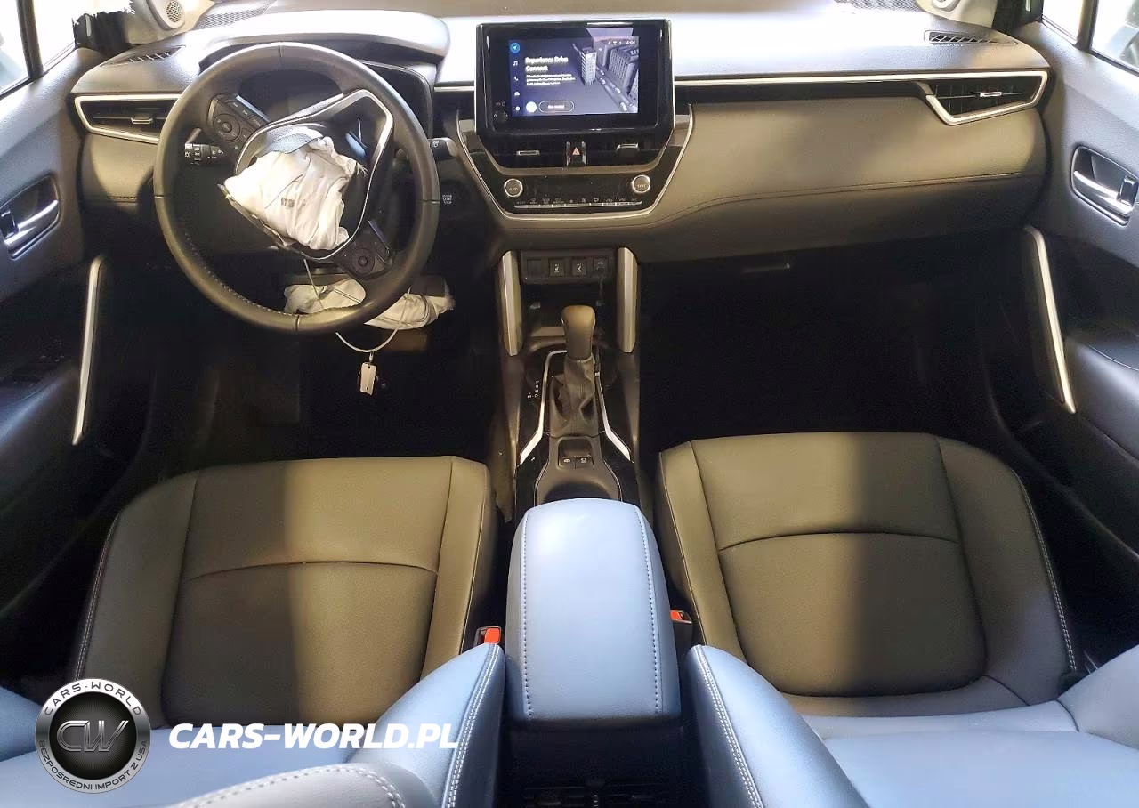 2025 Toyota Corolla Cross Xle VIN:7MUDAABG0SV122300 - 8