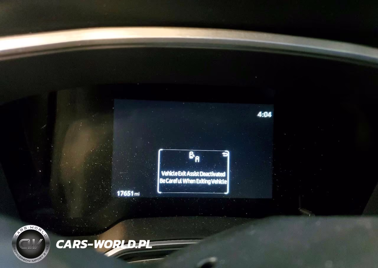 2025 Toyota Corolla Cross Xle VIN:7MUDAABG0SV122300 - 9