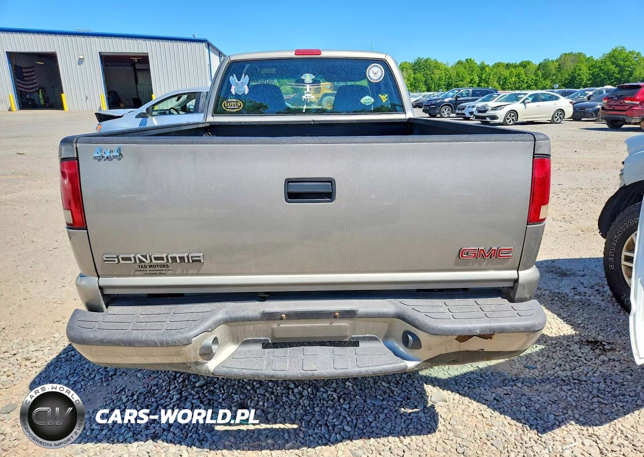 2002 GMC Sonoma VIN:1GTDT19W828110935 - 6