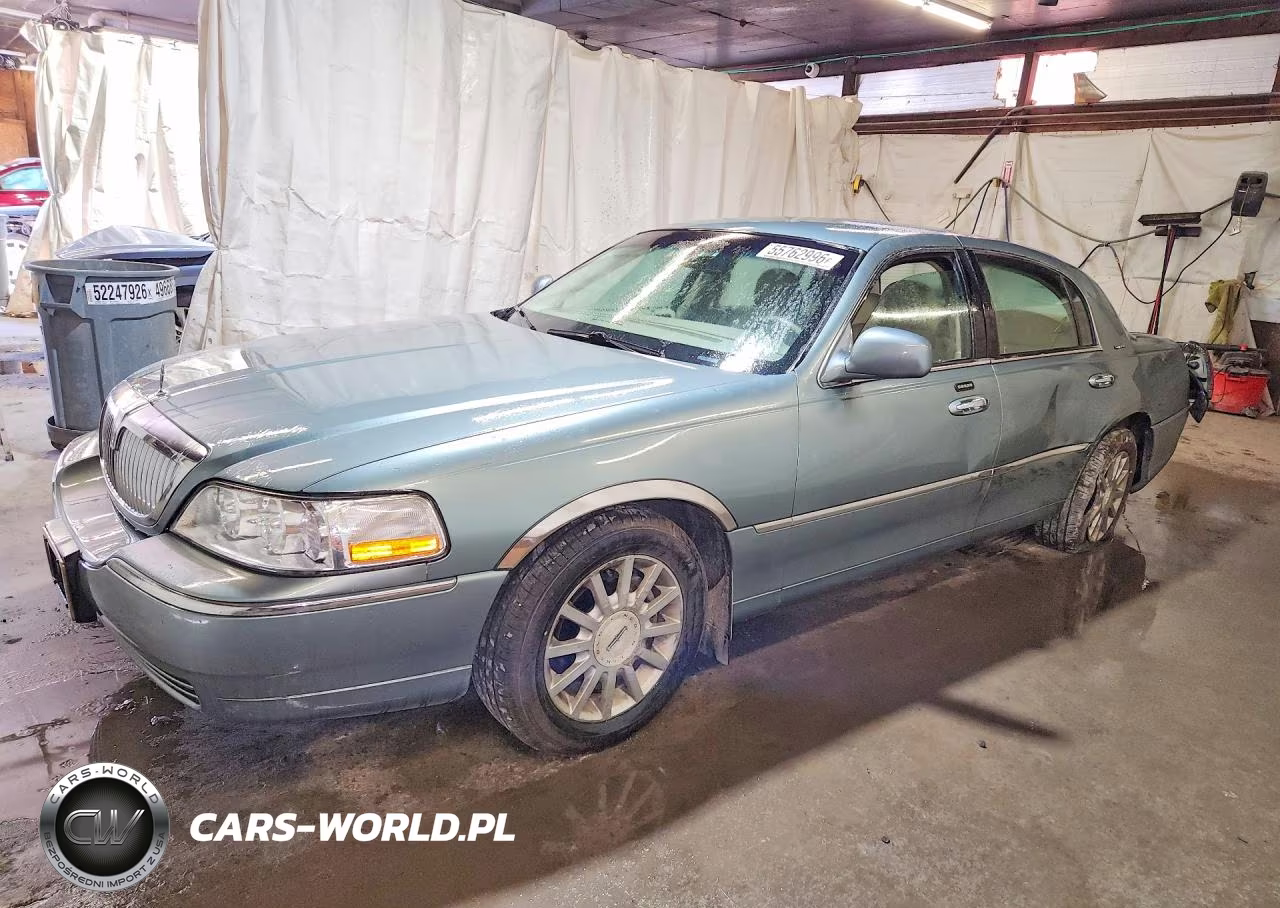 2006 Lincoln Town Car Signature – zdjęcie 1 z 12