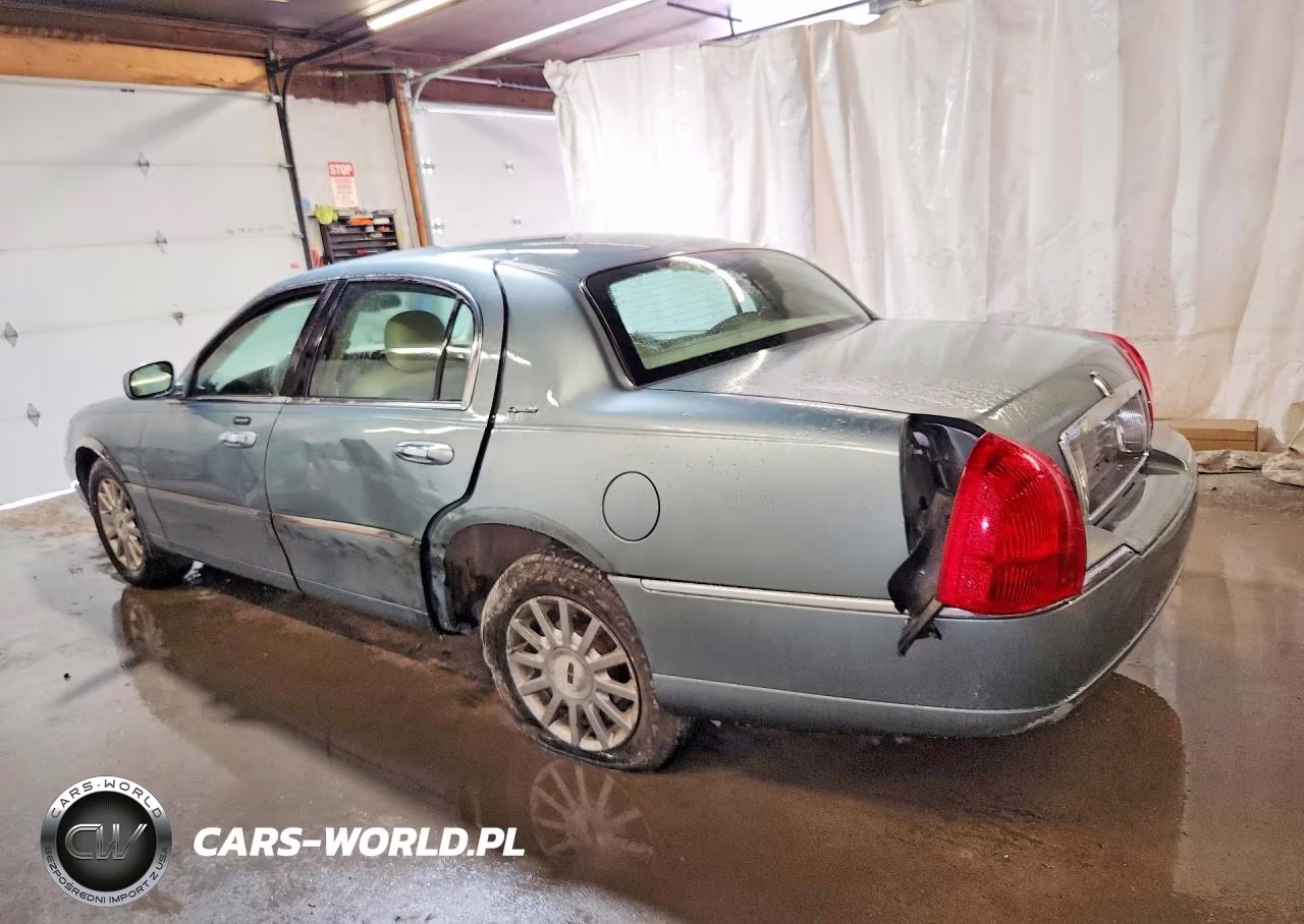 2006 Lincoln Town Car Signature VIN:1LNHM81V46Y624325 - 2