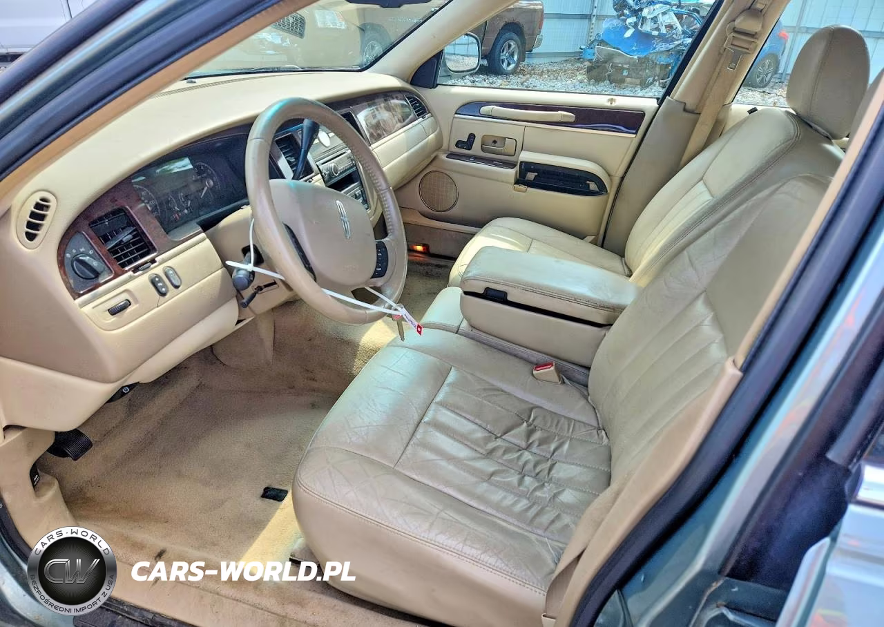 2006 Lincoln Town Car Signature VIN:1LNHM81V46Y624325 - 7