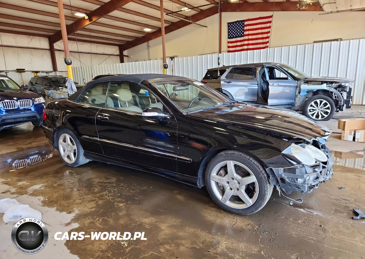 2009 Mercedes-Benz Clk 350 VIN:WDBTK56F89T105055 - 4