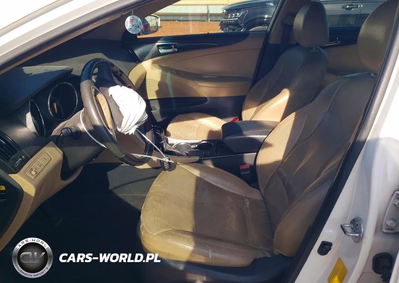 2012 Hyundai Sonata VIN:5NPEC4AC2CH437714 - 7